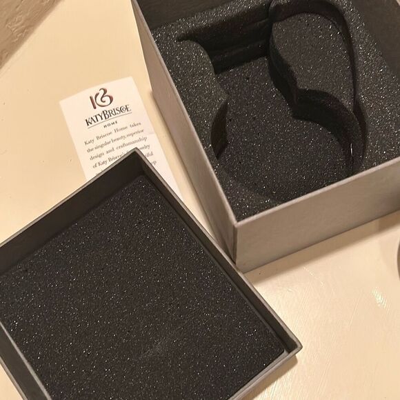 New in box Katy Briscoe Home Bone China White Bisque Small Pitcher 5” Giftable - Picture 8 of 13